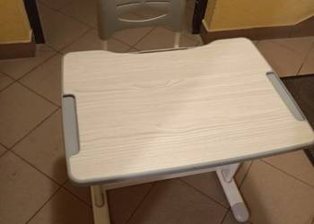 Biurko z krzesłem dla dziecka