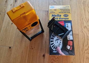 Lampa ostrzegawcza Hella 2002 Europa Mercedes