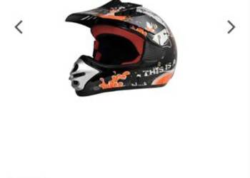 Sprzedam Dwa kaski Crossowe Nowe