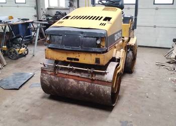 Walec drogowy VAT CB 224C