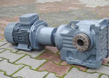Motoreduktor kątowy 2.2kw. 11obr./min.. Firmy SEW.