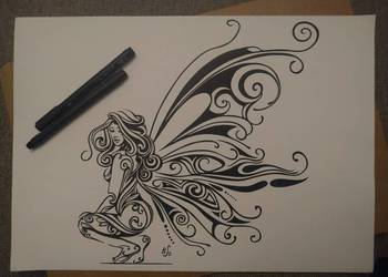 Rysunek: motylka 5 - cienk - b. tech. A3 250 g/m2