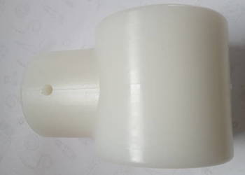 Panewka plastikowa palca nagarniacza New Holland 80740844