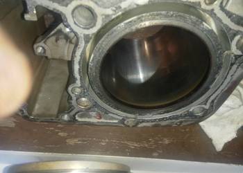 Cylinder Suzuki VX 800 przedni