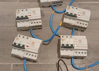 Wyłącznik nadprądowy Merlin Gerin multi 9 C60HD + róźnicowoprądowy VIGI C60