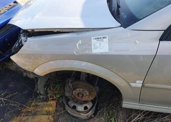 BŁOTNIK LEWY PRZÓD OPEL SIGNUM Z167