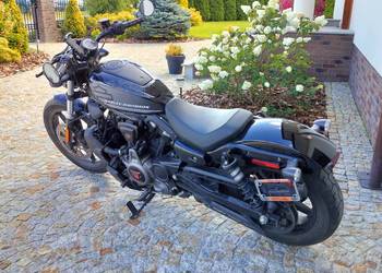 Harley-Davidson Sportster Nightster 975