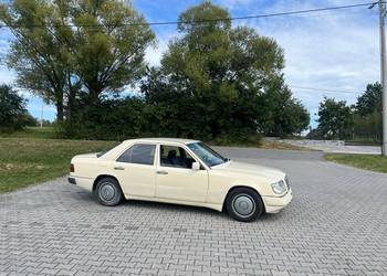 Mercedes W124 2,0 żółty do jazdy