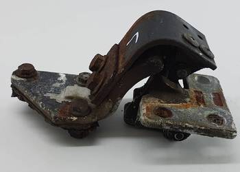 ZAWIAS DRZWI  LEWY UCHWYT  IVECO EUROCARGO