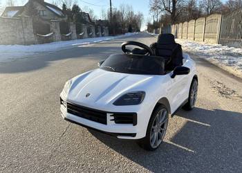 samochód na akumulator Porsche Cayenne nowe auto elektryczne dla dzieci