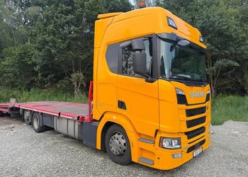 Samochód Ciężarowy Scania 500R + Przyczepa zagłębiana do transportu maszyn