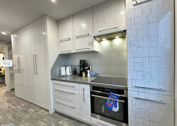 Oferta sprzedaży mieszkania 72.7m2 3 pokojowe Kielce