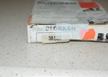 KLOCKI HAMULC. TOYOTA COROLLA 83-87 1,6GT ABS 36585