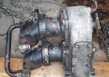 Pompy tłoczkowo-osiowe z przekładnią PTO 40, PNS 40, PNS-25