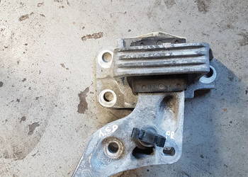 RENAULT MEGANE III 1.6 DIESEL PODUSZKA SILNIKA LAPA WSPORNIK 112100062R