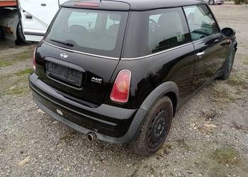 Mini Cooper one r50 na części