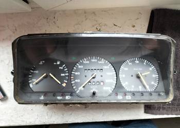 LICZNIK ZEGARY VW PASSAT B3 5220032310