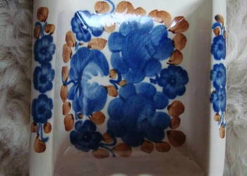 Wocławek - piękna duża popielniczka.