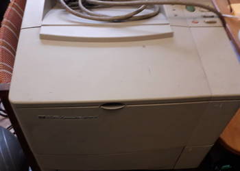 Solidna drukarka laserowa hp laserjet 4050n w cenie tonera