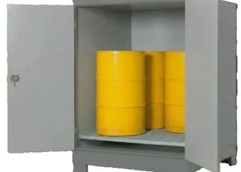 Szafa z wanną wychwytową na 4 beczki 200L