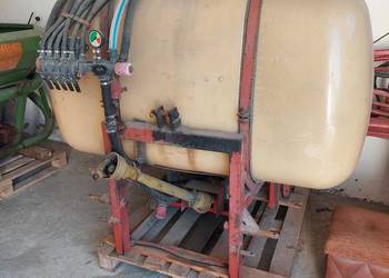 Opryskiwacz Rau  650 l 12m. szerokość