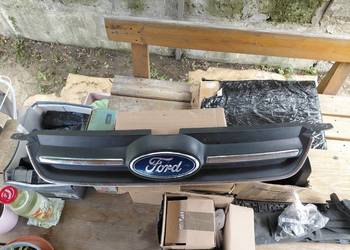 Grill logo ford grand c-max