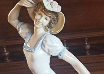 Figurka Damy w kapeluszu. Zepfir.  Lladro. Made in Spain.  Któr
