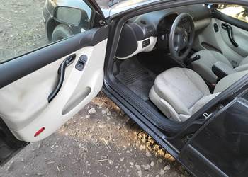 SEAT TOLEDO 2 SIEDZENIA FOTELE BOCZKI DRZWI TAPICERKA