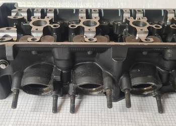 Yamaha R1 RN 12 głowica