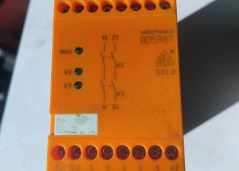przekaźnik bezpieczeństwa DOLD Safemaster BD5987. 