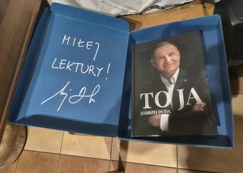 Sprzedam książke z autografem Andrzeja Dudy