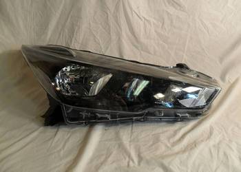 Nissan Micra K14 reflektor prawy przedni lampa prawa przednia przód