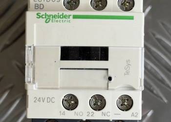 Stycznik 24V DC 9A Schneider TeSys Nowy CAD32BD LC1D09BD