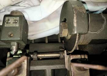 Maszyna do dorabiania kluczy ,masywna ,Niemiecka, oryginał,nie Chińskia.