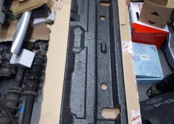 Wytlaczanka bagażnika Avensis T25 Kombi