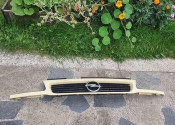Grill atrapa chłodnicy Opel Astra F 95-02 classic kremowa /budyń