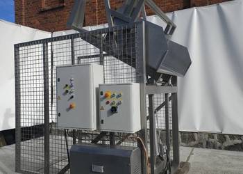 Wywrotnica do skrzyniopalet, skrzyń NIERDZEWNA, HYDRAULICZNA.