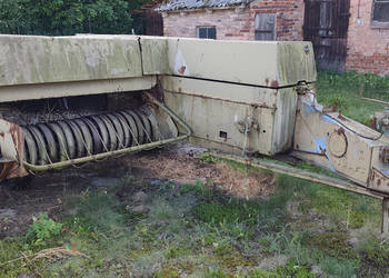 Prasa kostkująca wysokiego zgniotu Fortschritt K 454/ 1987r.