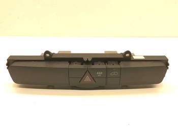 WŁĄCZNIK ŚWIATEŁ AWARYJNYCH VW CRAFTER 30 50 A9068701710 06-16