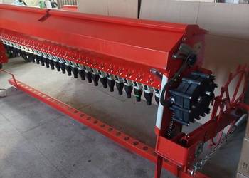 Siewnik poplonów, siewnik do traw.