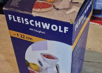 Ręczna maszynka do mielenia mięsa i ciastek Fleischwolf z przyssawką