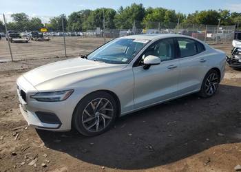 2019 VOLVO S60 T6 MOMENTUM