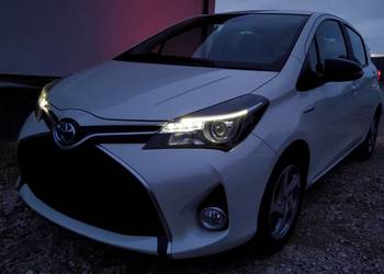 Toyota Yaris 12-17 Hybryda 1.5 sanki airbagi deska wiązka nadkola