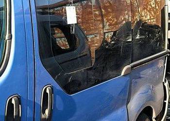 DRZWI PRZESUWNE LEWE RENAULT TRAFIC II