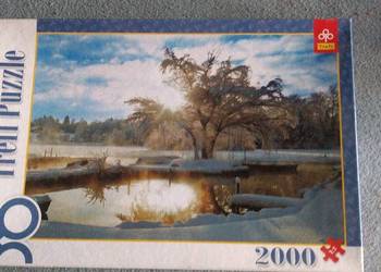 Puzzle ułożone 2000