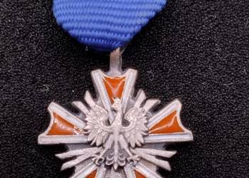 Order Zasługi Rzeczypospolitej - miniaturka