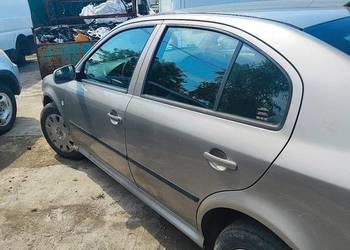 Skoda Octavia drzwi przednie lewe i prawe