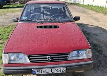 Polonez Caro