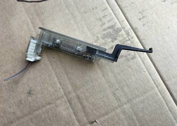 RENAULT SCENIC 2 II LIFT  LAMPKA PODŚWIETLENIE SCHOWKA PASAŻERA