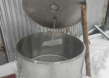 Sprzedam chłodnie do mleka o pojemności 650 l max